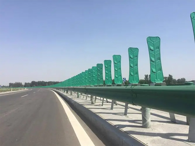 黔南高速波形钢护栏