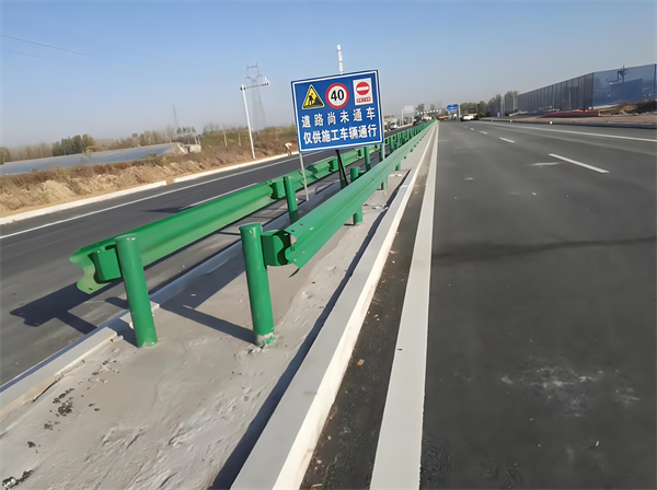黔南公路护栏守护安全横跨多个行业的应用